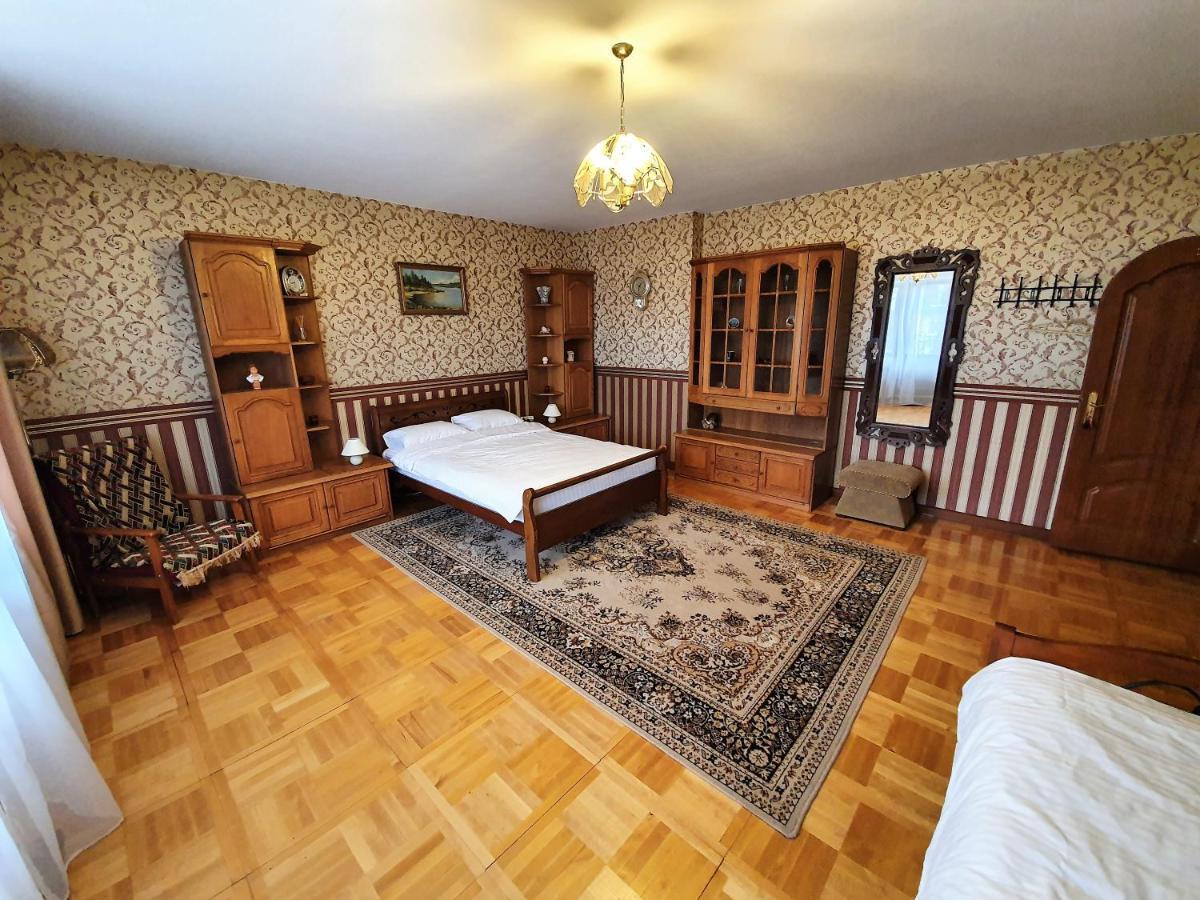 Bed and Breakfast Usagyba Chausov Vilyeyka Exterior foto